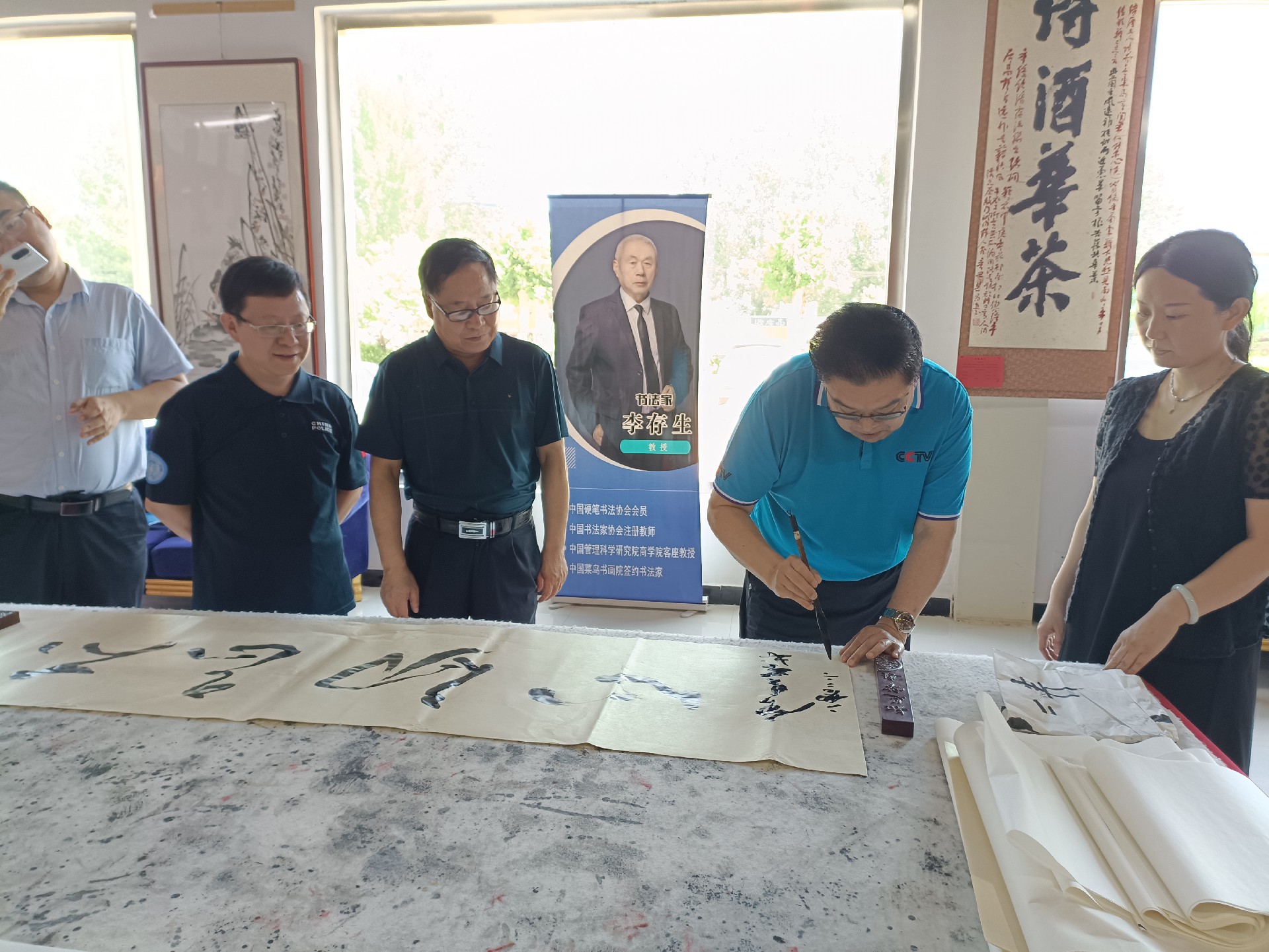 1657272860137736.jpg 0b250d7086faf820430916918e667e3.jpg